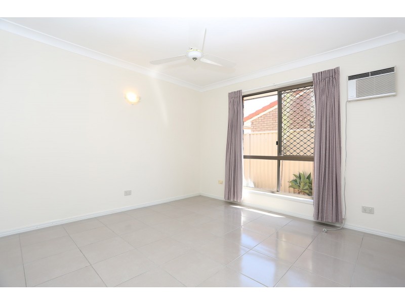 62 Lakefield Crescent, Paradise Point QLD 4216