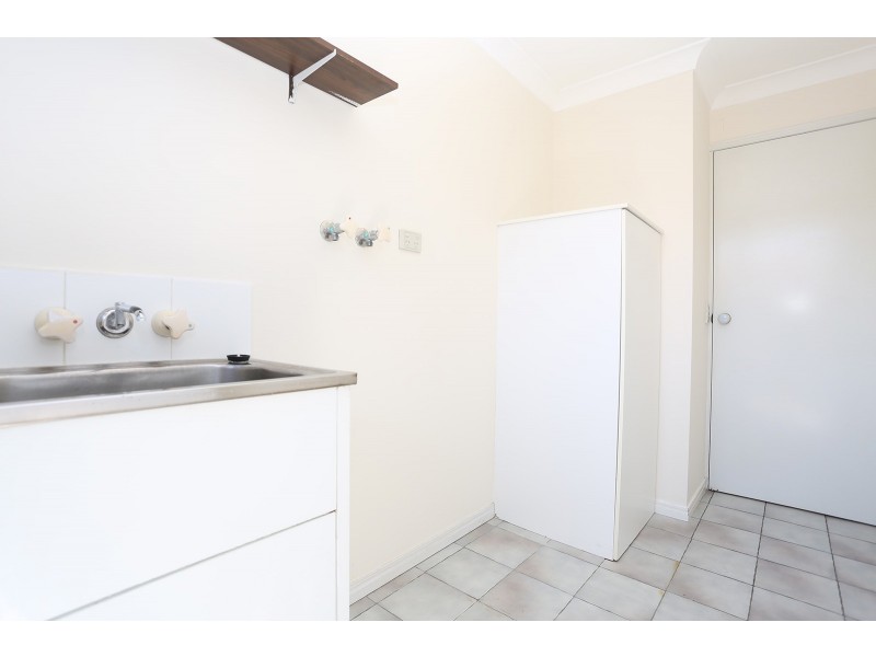 62 Lakefield Crescent, Paradise Point QLD 4216