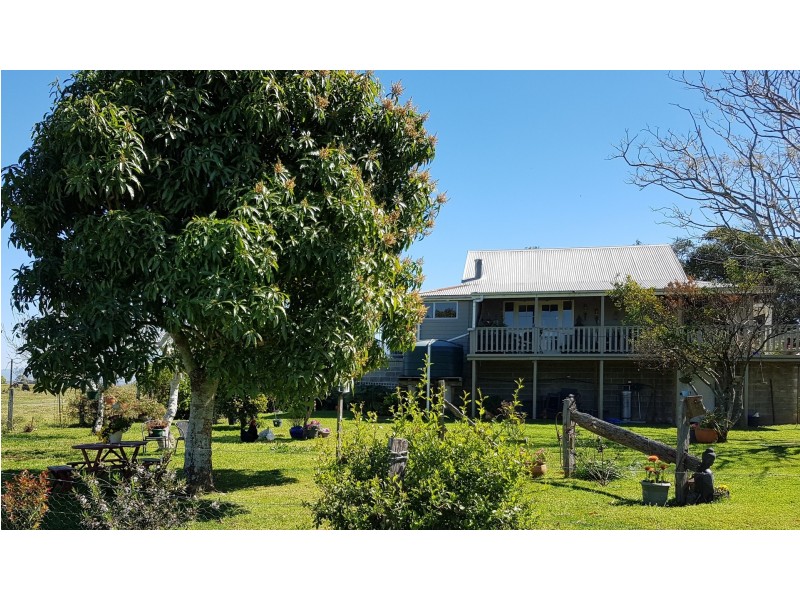 411 South West Rocks Road, Pola Creek NSW 2440