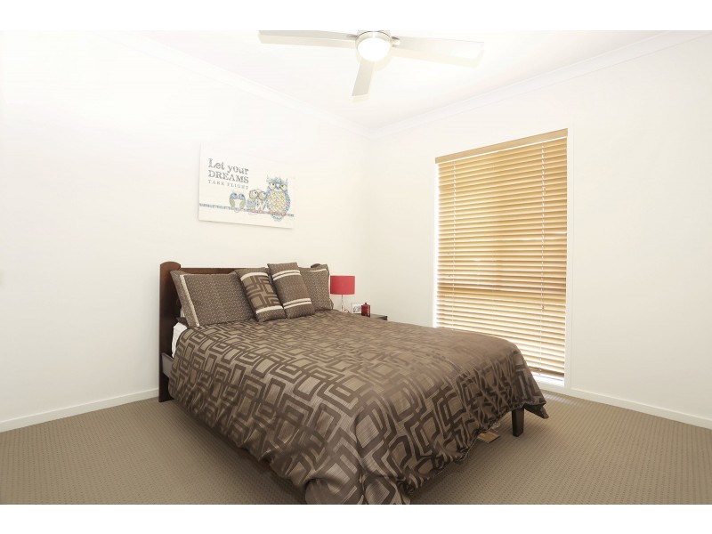 8 Oakover Avenue, Ormeau Hills QLD 4208