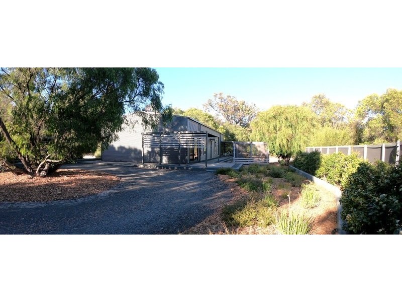 6 Winter Retreat, Yallingup WA 6282