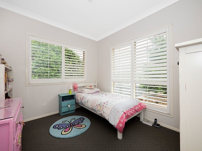 1 SHELDRAKE PL, Moggill QLD 4070