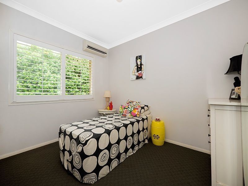 1 SHELDRAKE PL, Moggill QLD 4070