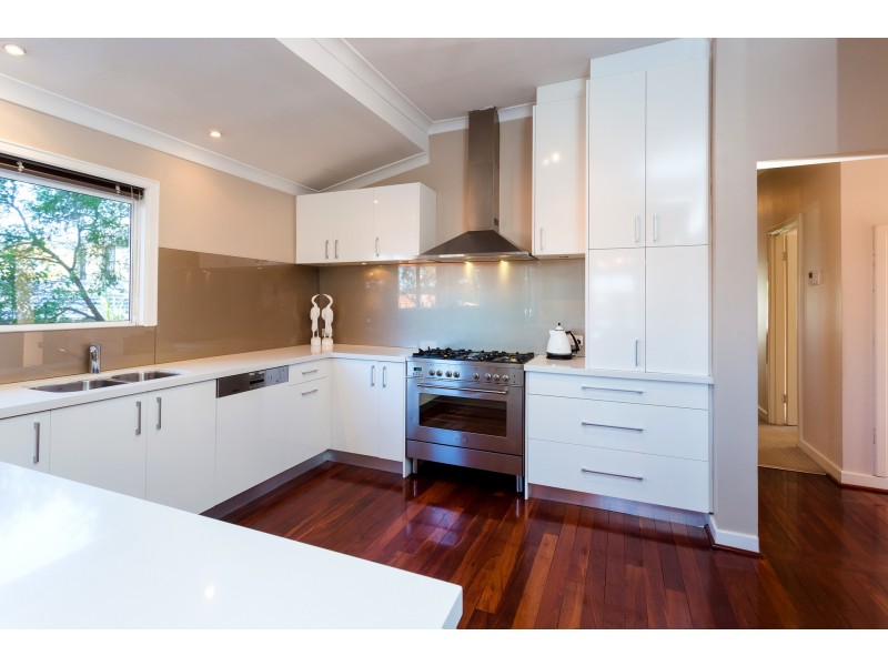 121 Bateman Road, Mount Pleasant WA 6153