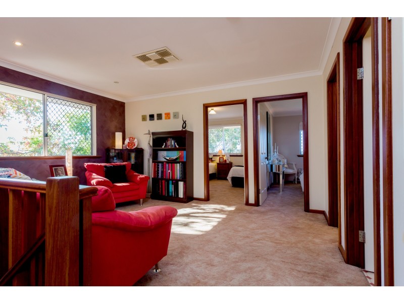 121 Bateman Road, Mount Pleasant WA 6153