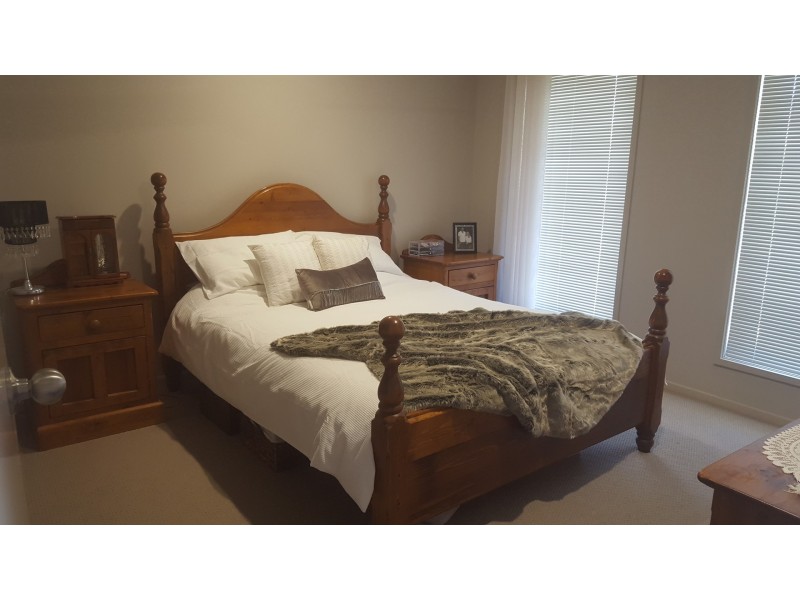 62 Bells Reach Drive, Caloundra West QLD 4551