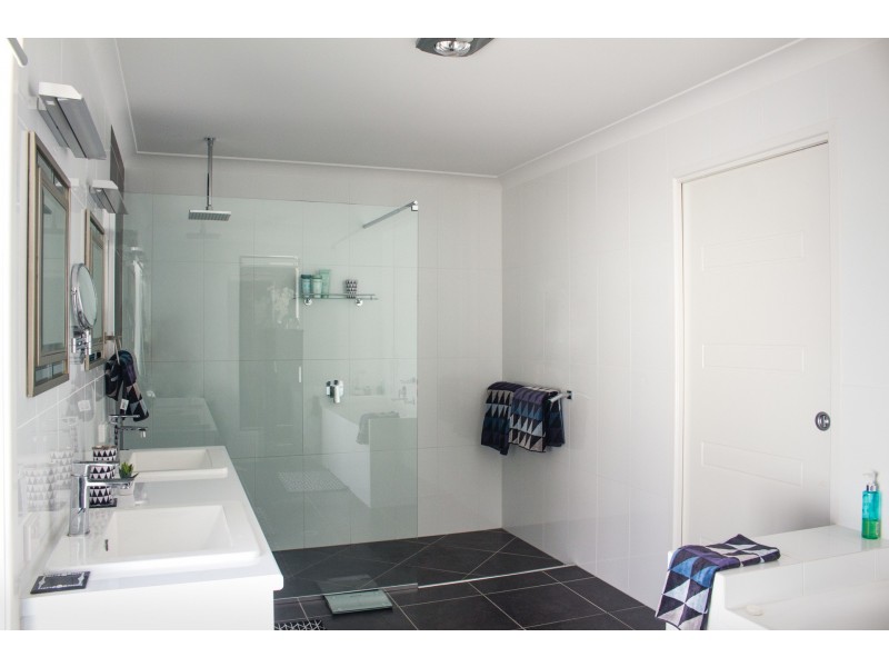 88 Straits Outlook, Craignish QLD 4655