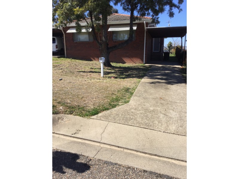 15 Yarmouth Parade, Tamworth NSW 2340