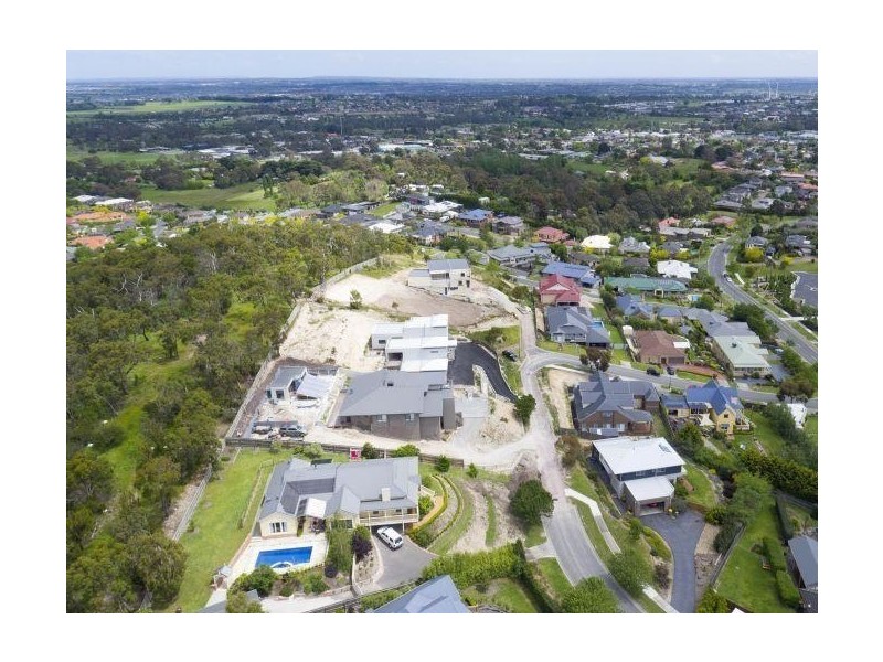 13 South Hidden Valley Circuit, Beaconsfield VIC 3807