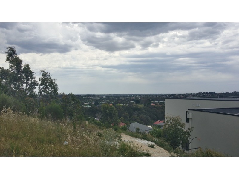 13 South Hidden Valley Circuit, Beaconsfield VIC 3807