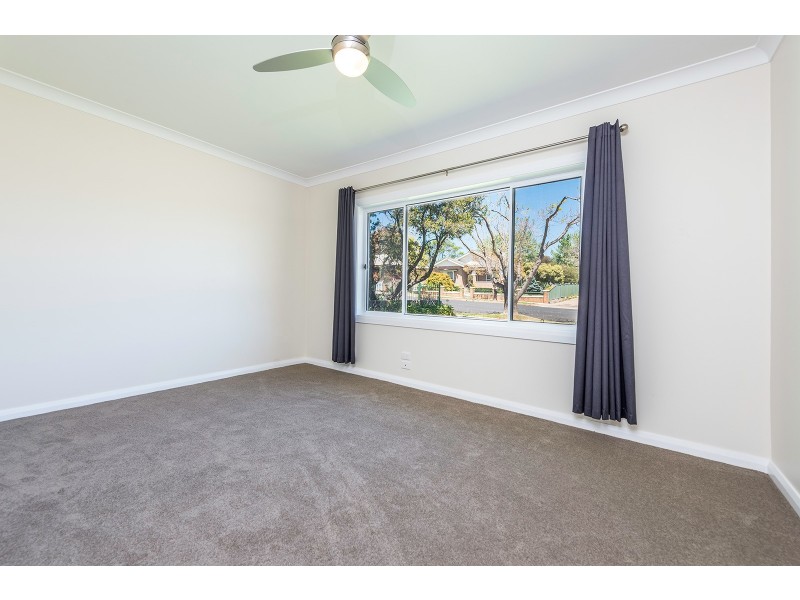 37 Allenby Road, Orange NSW 2800