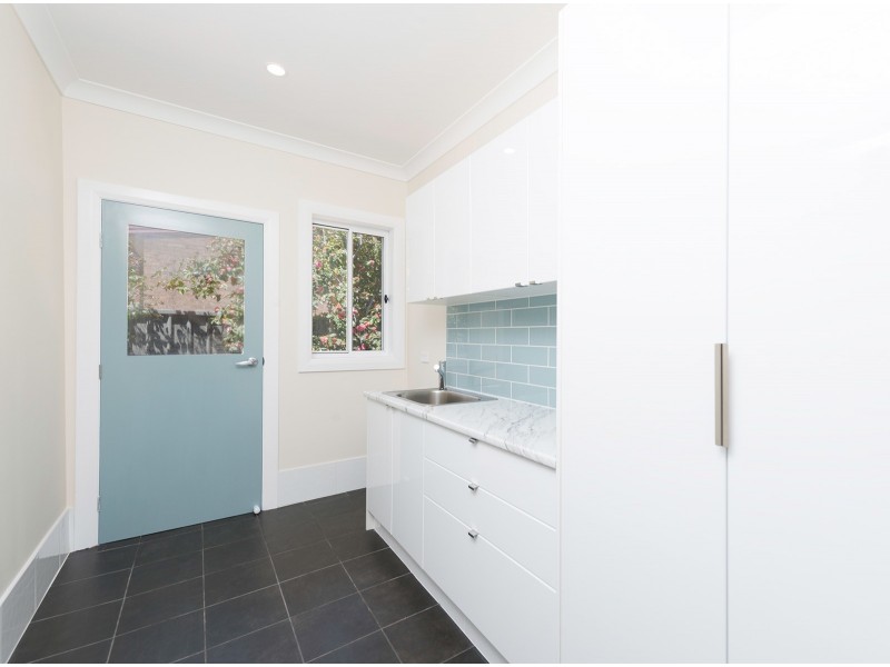 37 Allenby Road, Orange NSW 2800