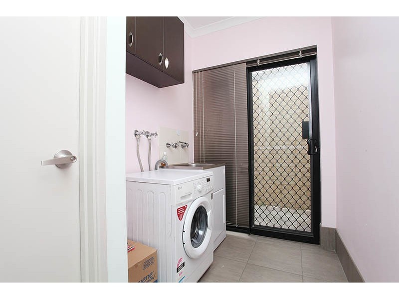 55 Magdalen loop, Piara Waters WA 6112