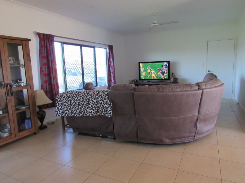 19 Gallo Drive, Mareeba QLD 4880