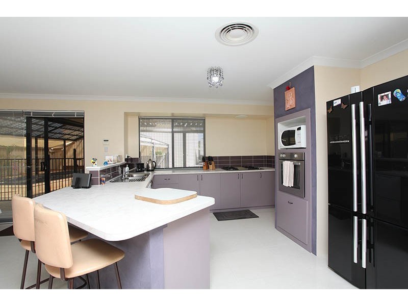 7 Glen Court, Capel WA 6271