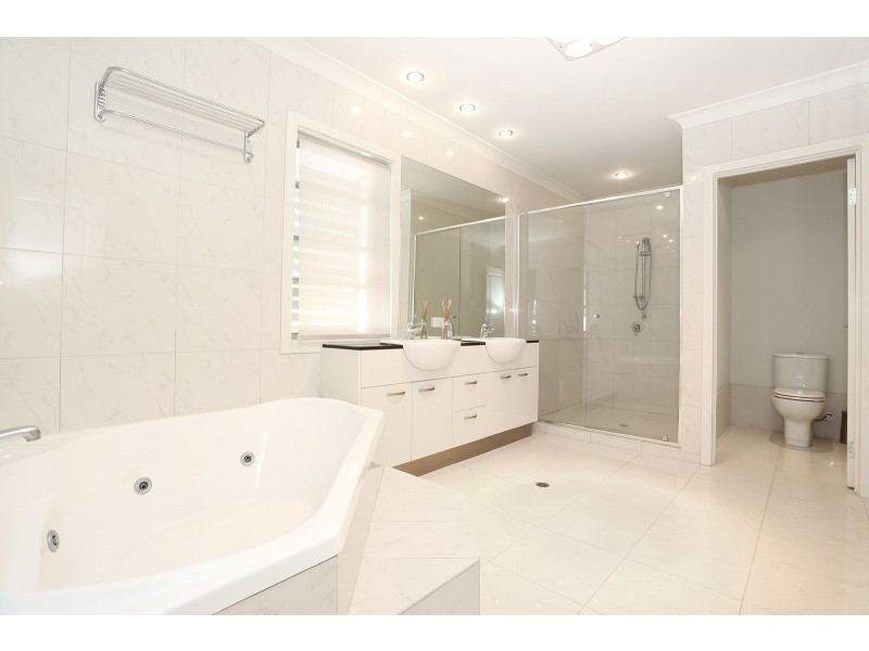 68 Warilda Street, Camp Hill QLD 4152