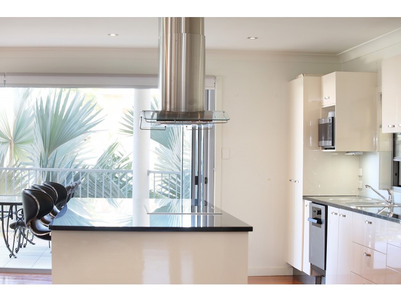 68 Warilda Street, Camp Hill QLD 4152