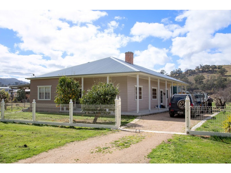 128 Lind Avenue, Dargo VIC 3862