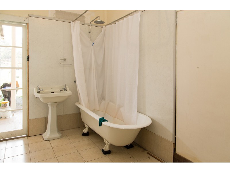 128 Lind Avenue, Dargo VIC 3862