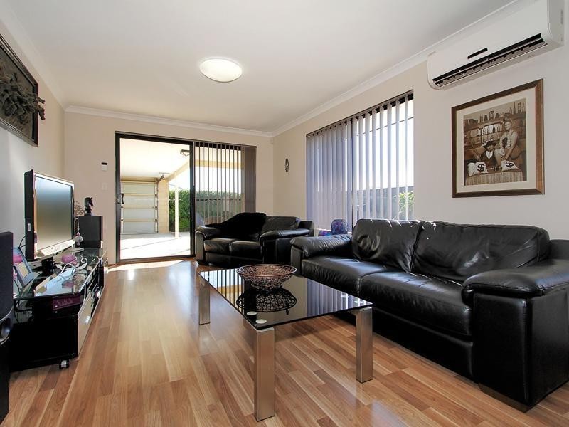 23 Oligantha Elbow, Banksia Grove WA 6031