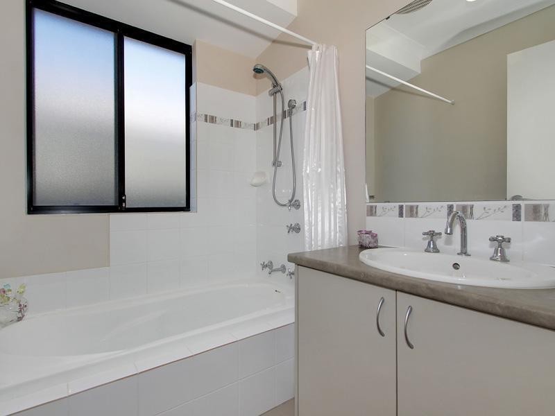 23 Oligantha Elbow, Banksia Grove WA 6031