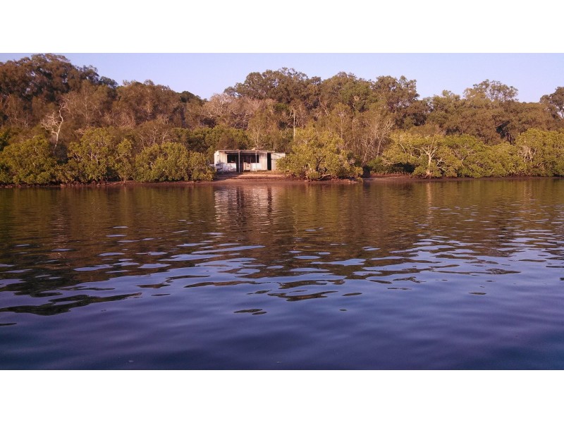 1 Pumicestone Channel, Beerburrum QLD 4517