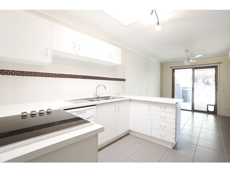 1/5 Theatre Street, Oxenford QLD 4210