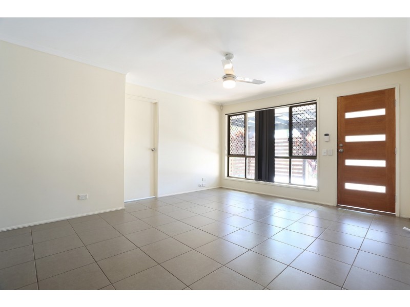 1/5 Theatre Street, Oxenford QLD 4210