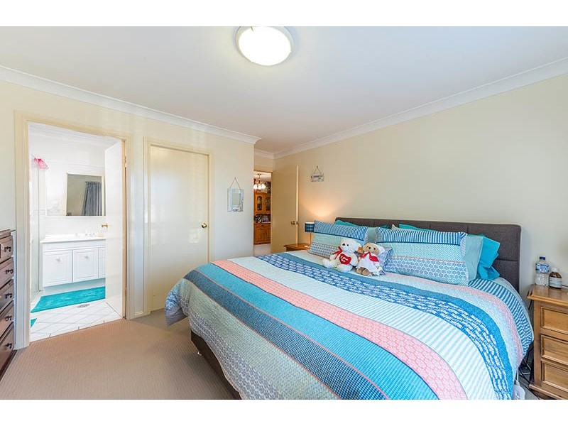11 Wisteria Place, Orange NSW 2800