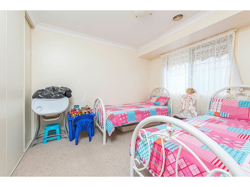 11 Wisteria Place, Orange NSW 2800