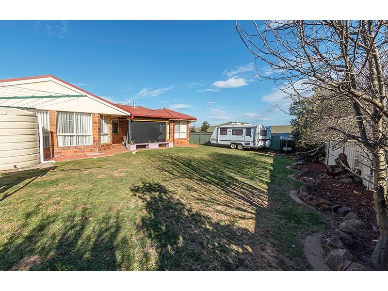 11 Wisteria Place, Orange NSW 2800