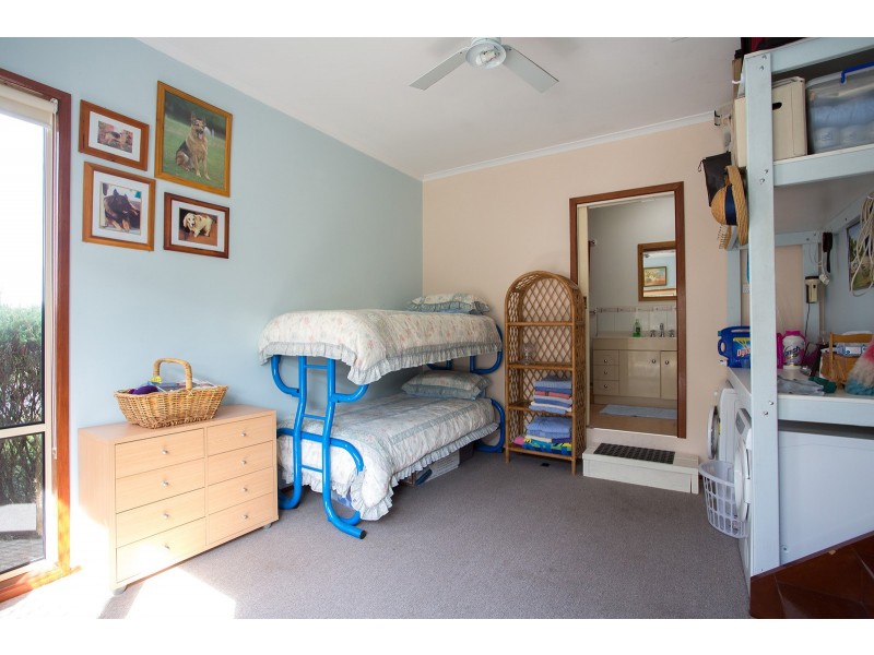 30 Lansell Road, Cowes VIC 3922
