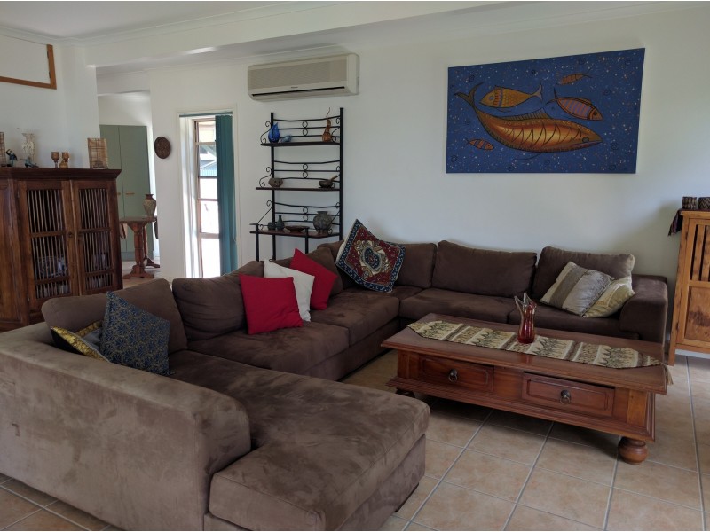 3 Hutton Road, Kiamba QLD 4560