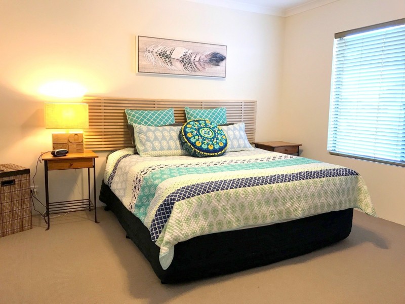 7 Parakeet Bend, Jurien Bay WA 6516