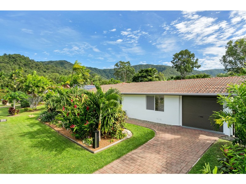 13 Beaver Street, Clifton Beach QLD 4879