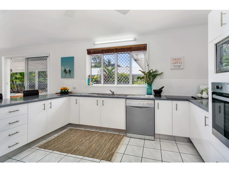 13 Beaver Street, Clifton Beach QLD 4879