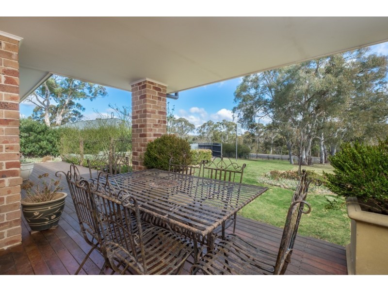 2 Railway Parade, Medway NSW 2577