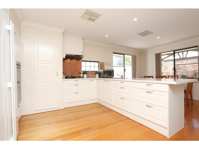 1/42 Barbican Street West, Shelley WA 6148