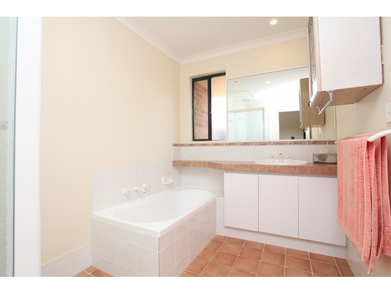 1/42 Barbican Street West, Shelley WA 6148