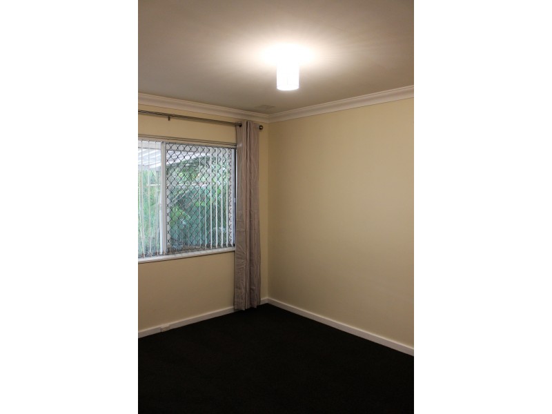 7 Littlemore Road, Orelia WA 6167