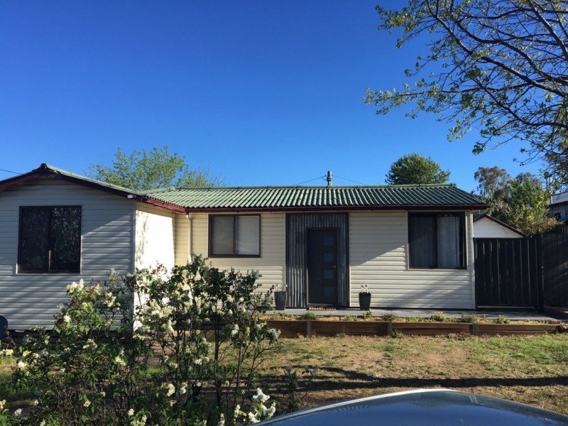 5 Bundella Street, Cooma NSW 2630