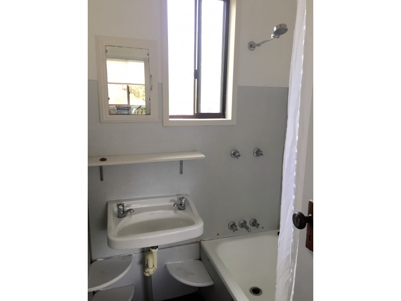 5 Bundella Street, Cooma NSW 2630