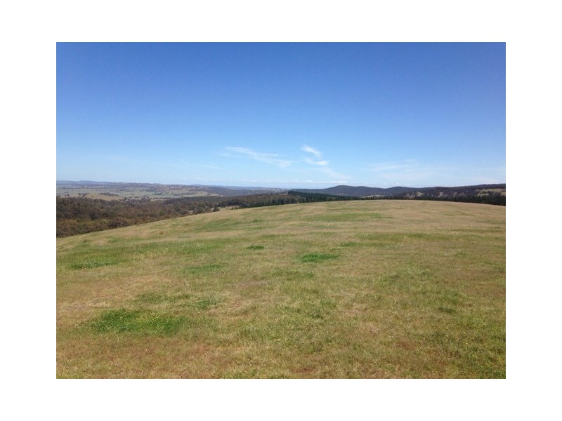 2475 Gurrundah Rd, Gurrundah NSW 2581