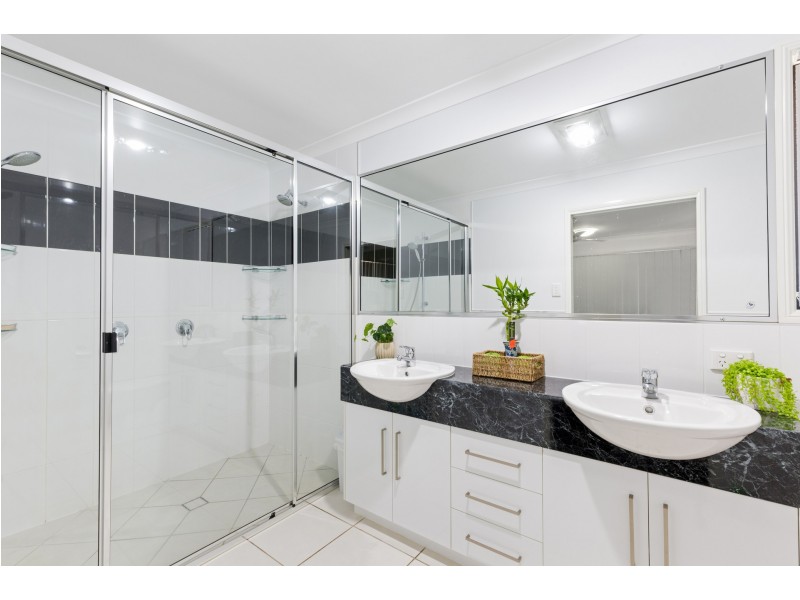 50 Huff Street, Gracemere QLD 4702