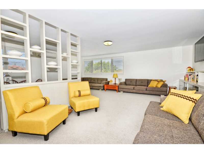 3 Kevdon Street, Golden Beach QLD 4551