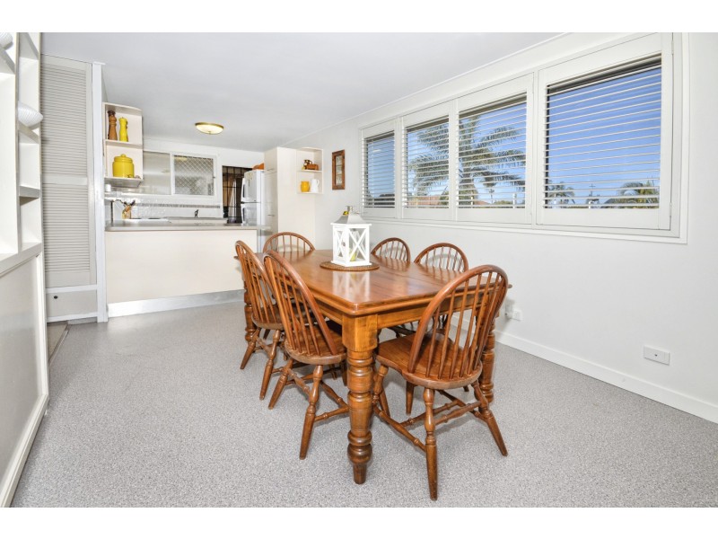 3 Kevdon Street, Golden Beach QLD 4551