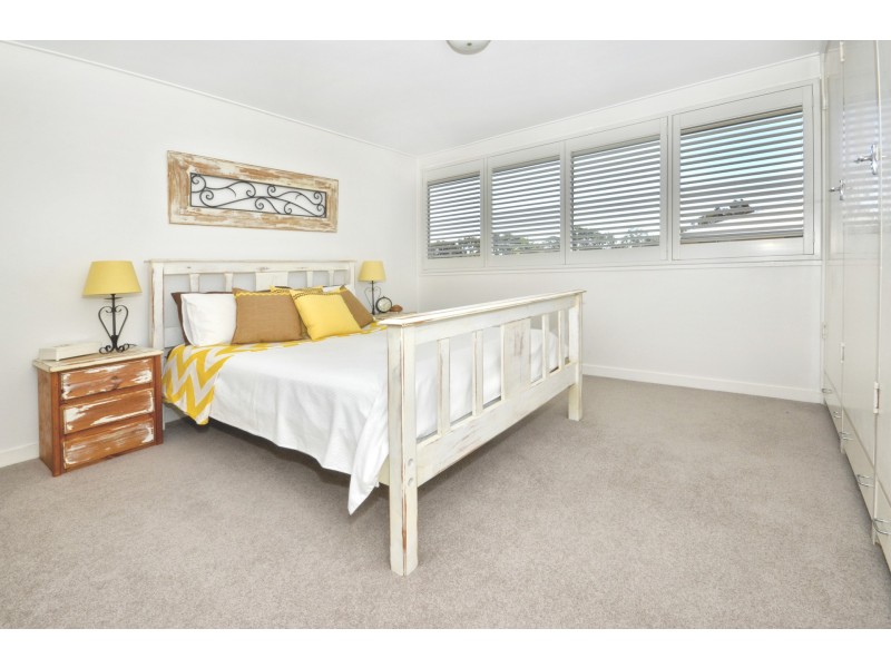 3 Kevdon Street, Golden Beach QLD 4551