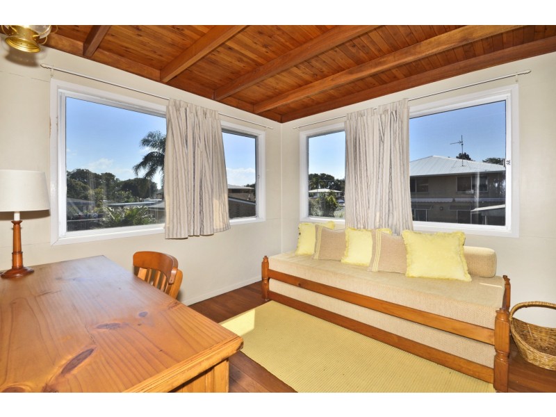 3 Kevdon Street, Golden Beach QLD 4551