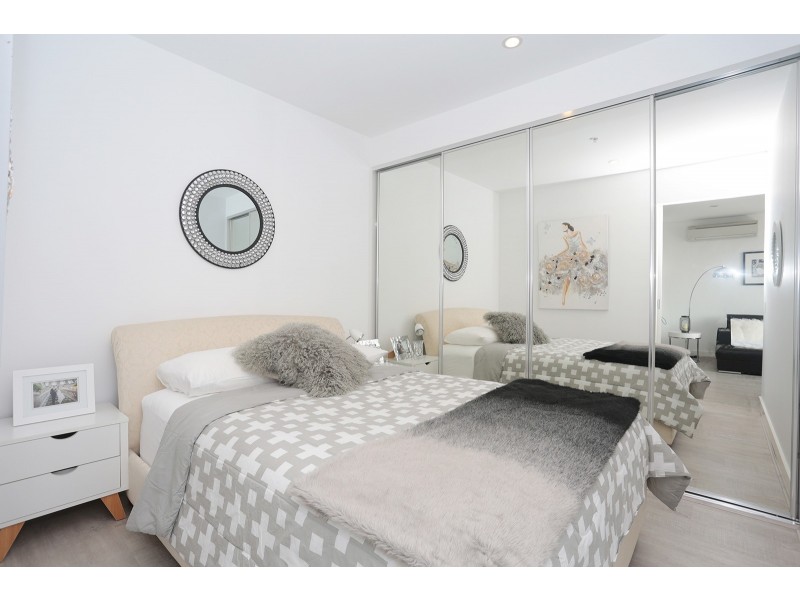 2505/35 Malcolm Street, South Yarra VIC 3141