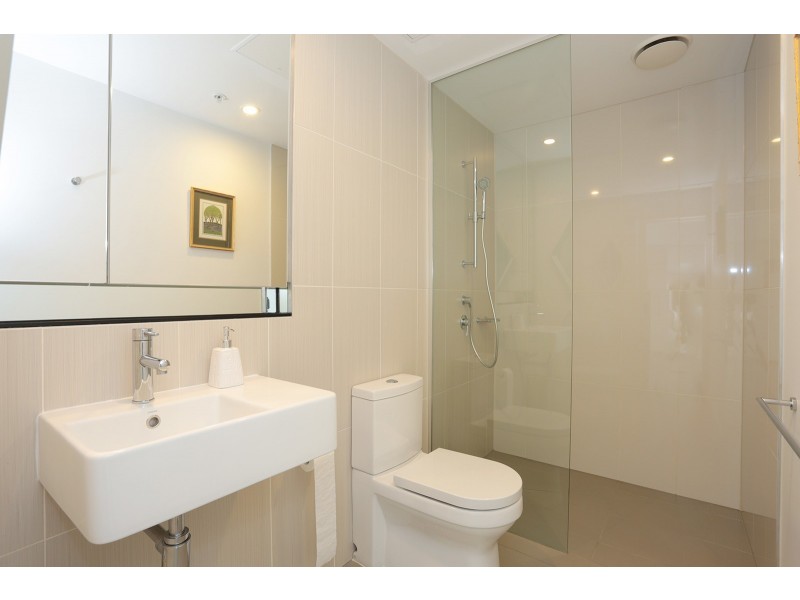 2505/35 Malcolm Street, South Yarra VIC 3141